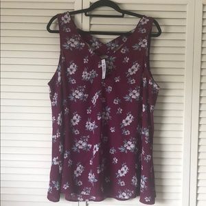 NWT Torrid Size 2 Flowery Tank